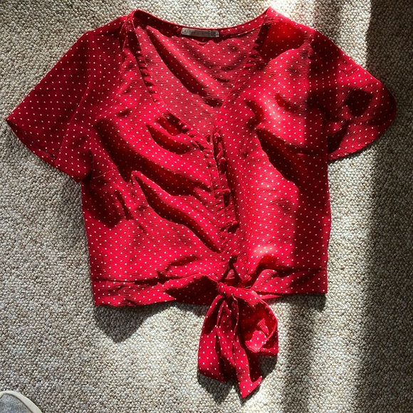 Cute red top! - Picture 1 of 1